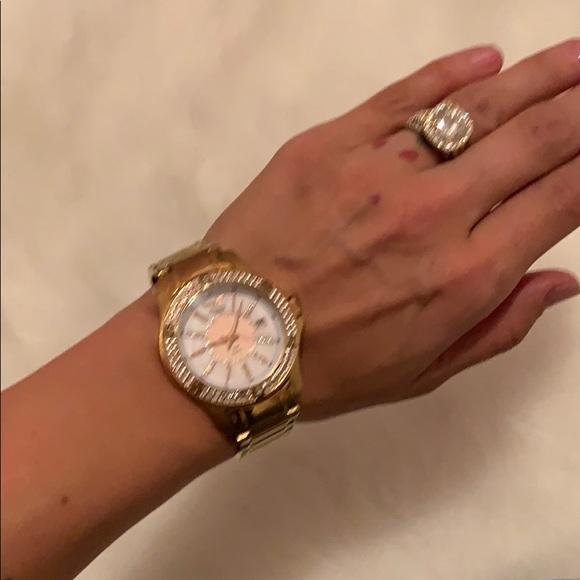 Gold Aviator F-Series Watch - Picture 4 of 5